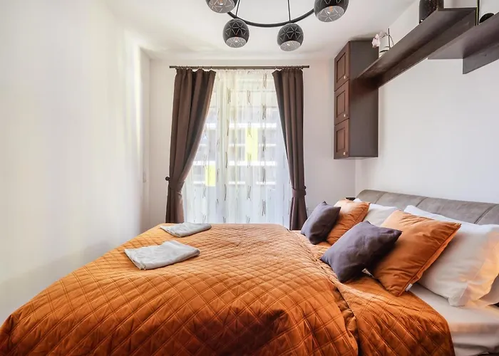 Orchid House Apartment