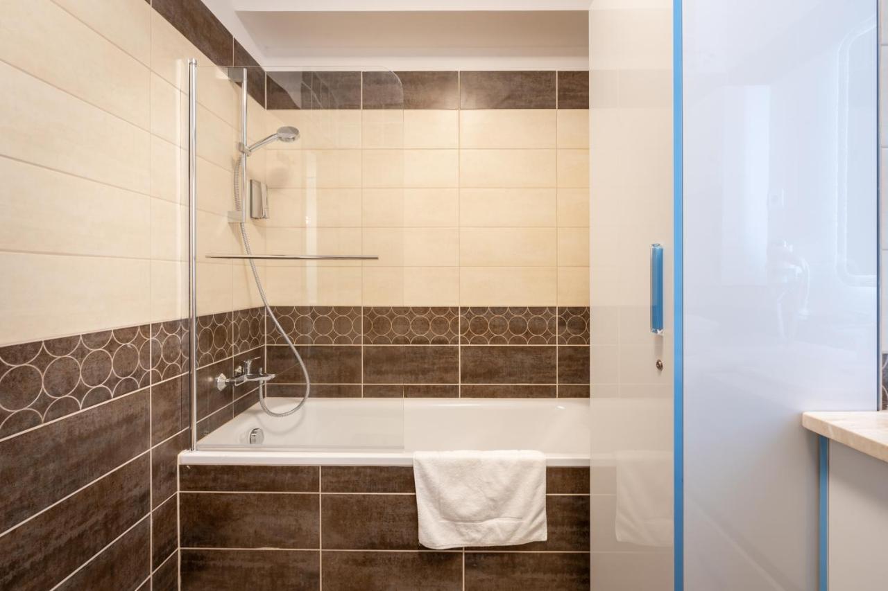 Orchid House Apartment